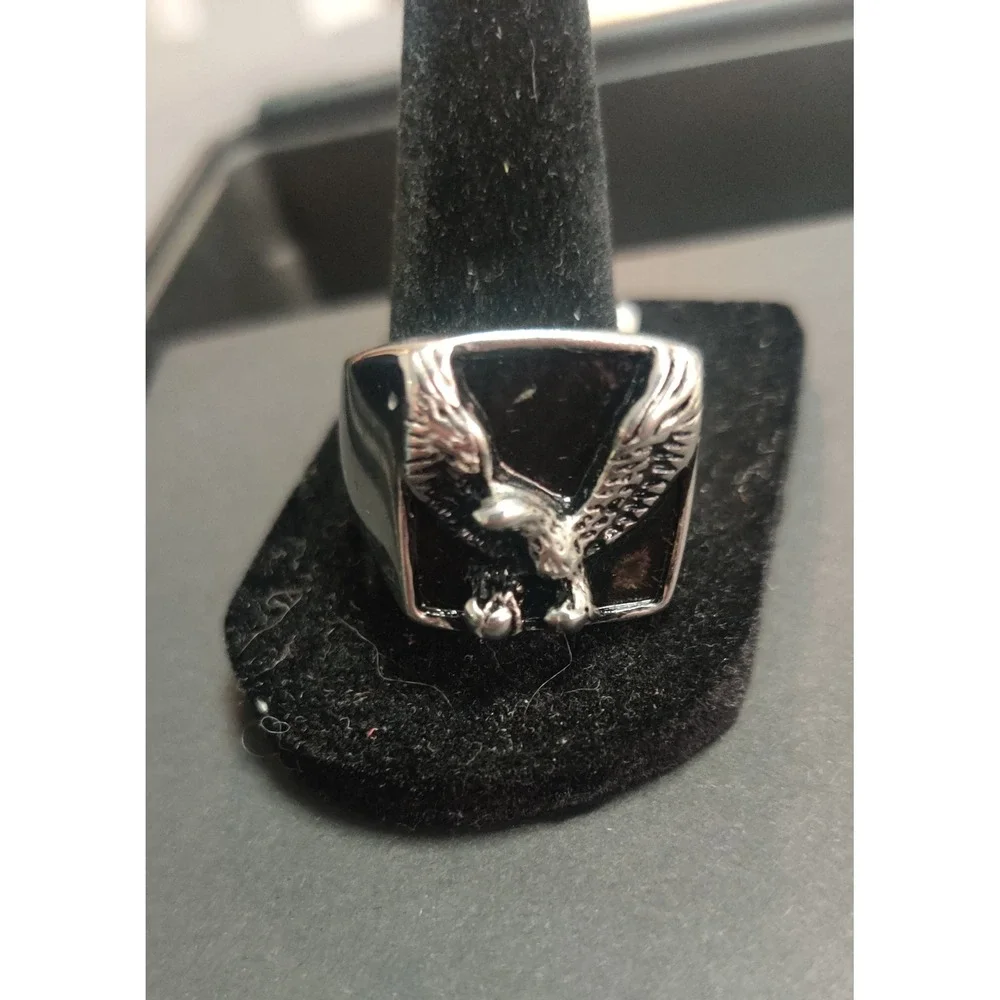 Mens Silver Tone Soaring Eagle Black Signet Ring Size 12 Biker Style Statement
